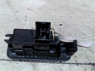 bontott NISSAN PRIMERA Jobb hátsó Ablakemelő Kapcsoló