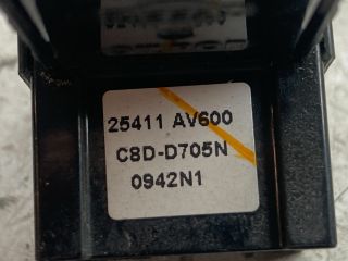 bontott NISSAN PRIMERA Jobb hátsó Ablakemelő Kapcsoló