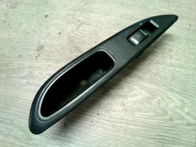 bontott NISSAN PRIMERA Jobb hátsó Ablakemelő Kapcsoló