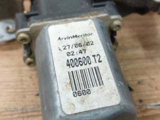 bontott NISSAN PRIMERA Jobb hátsó Ablakemelő Szerkezet (Elektromos)