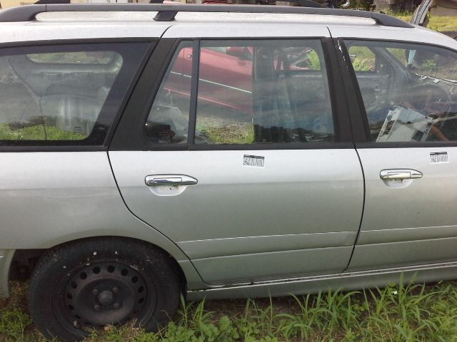 bontott NISSAN PRIMERA Jobb hátsó Ajtó (Részeivel)