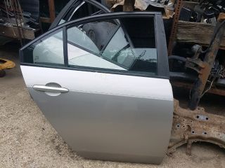 bontott NISSAN PRIMERA Jobb hátsó Ajtó (Részeivel)