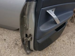 bontott NISSAN PRIMERA Jobb hátsó Ajtó (Részeivel)