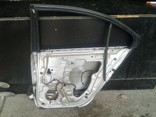 bontott NISSAN PRIMERA Jobb hátsó Ajtó (Üres lemez)