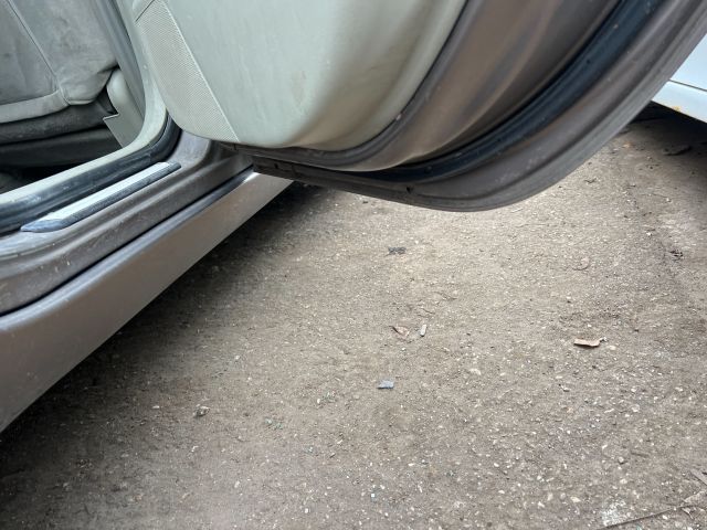 bontott NISSAN PRIMERA Jobb hátsó Ajtó (Üres lemez)