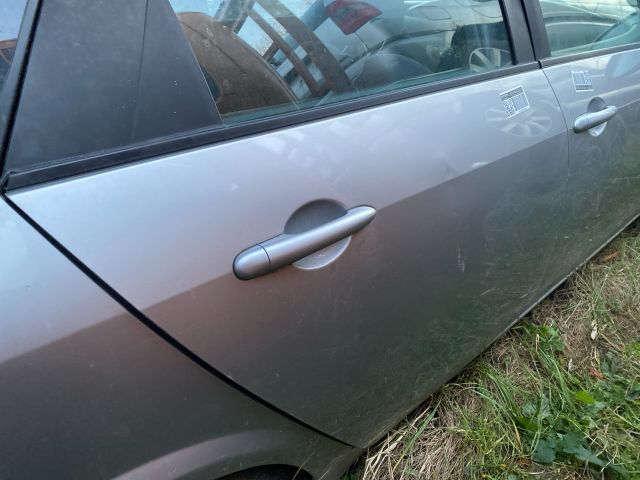 bontott NISSAN PRIMERA Jobb hátsó Ajtó (Üres lemez)