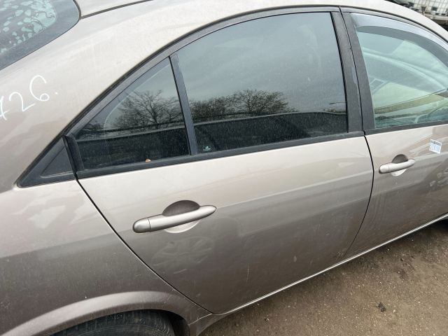 bontott NISSAN PRIMERA Jobb hátsó Ajtó (Üres lemez)