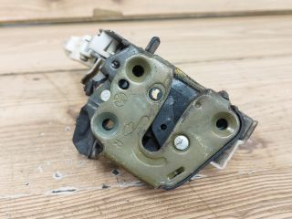 bontott NISSAN PRIMERA Jobb hátsó Ajtózár