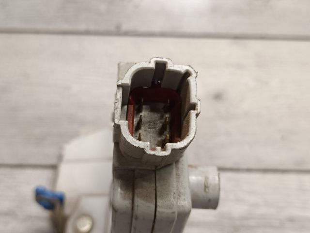 bontott NISSAN PRIMERA Jobb hátsó Ajtózár