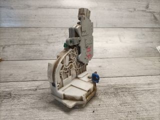 bontott NISSAN PRIMERA Jobb hátsó Ajtózár