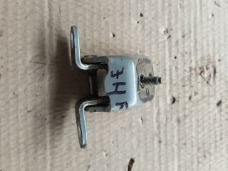 bontott NISSAN PRIMERA Jobb hátsó Felső Zsanér