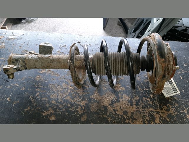 bontott NISSAN PRIMERA Jobb hátsó Gólyaláb (Lengécsillapító, Rugó)