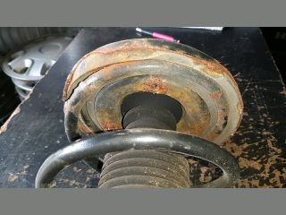 bontott NISSAN PRIMERA Jobb hátsó Gólyaláb (Lengécsillapító, Rugó)