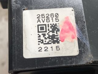 bontott NISSAN PRIMERA Jobb Kormánykapcsoló Ablaktörlő