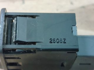 bontott NISSAN PRIMERA Központizár Kapcsoló