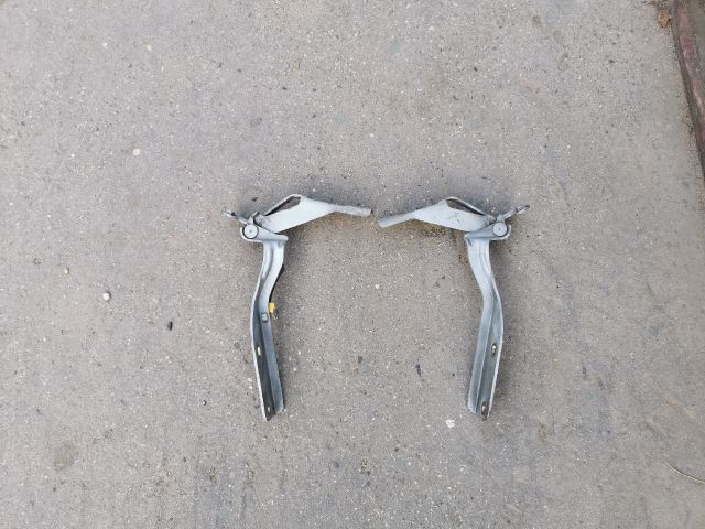 bontott NISSAN PRIMERA Motorháztető Zsanér Pár