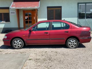 bontott NISSAN PRIMERA Pótféklámpa