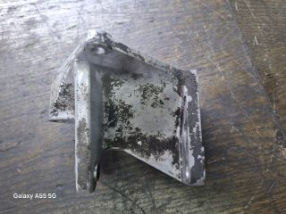 bontott NISSAN PRIMERA Tartó Bak