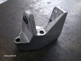 bontott NISSAN PRIMERA Tartó Bak