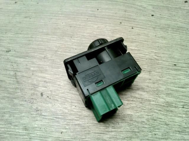 bontott NISSAN PRIMERA Tükör Kapcsoló