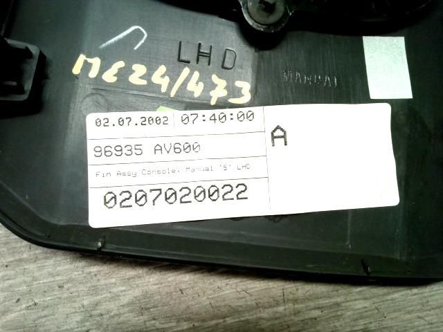 bontott NISSAN PRIMERA Váltószoknya Rögzítő Keret