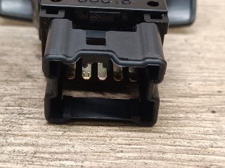 bontott NISSAN PRIMERA Vészvillogó Kapcsoló
