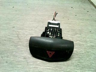 bontott NISSAN PRIMERA Vészvillogó Kapcsoló