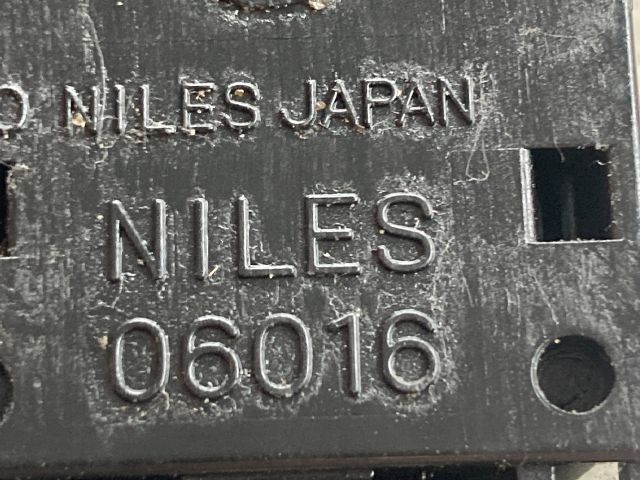 bontott NISSAN PRIMERA Vészvillogó Kapcsoló