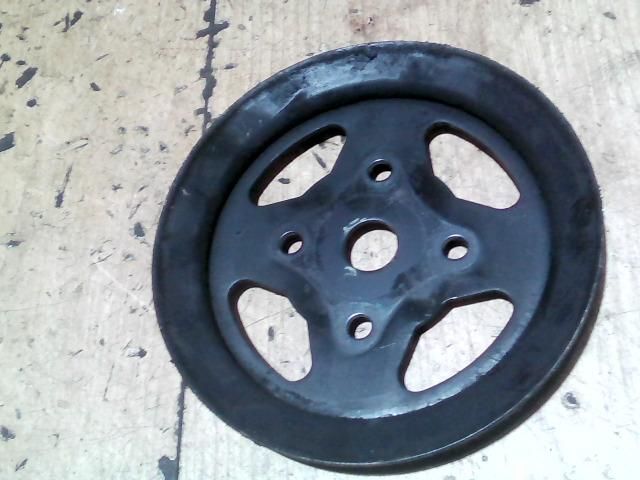 bontott NISSAN PRIMERA Vízpumpa Szíjtárcsa