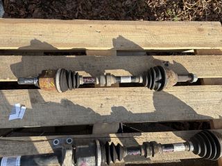 bontott NISSAN PULSAR Bal Féltengely