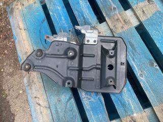 bontott NISSAN PULSAR Akkumulátor Tartó