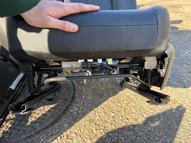 bontott NISSAN PULSAR Bal első Ülés