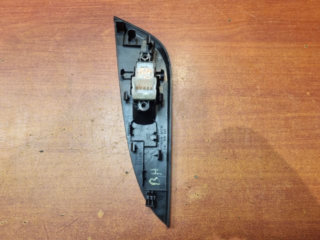 bontott NISSAN PULSAR Bal hátsó Ablakemelő Kapcsoló