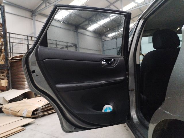 bontott NISSAN PULSAR Bal hátsó Ajtó (Üres lemez)