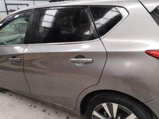 bontott NISSAN PULSAR Bal hátsó Ajtó (Üres lemez)