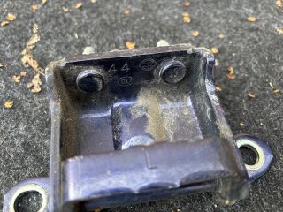 bontott NISSAN PULSAR Bal hátsó Zsanér