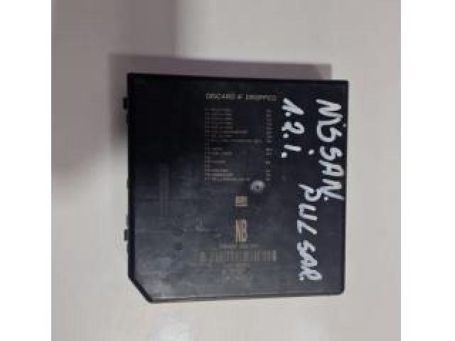 bontott NISSAN PULSAR Biztosítéktábla Utastér