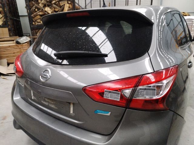 bontott NISSAN PULSAR Csomagtérajtó (Üres lemez)