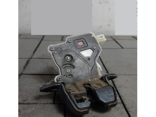 bontott NISSAN PULSAR Csomagtérajtó Zárszerkezet