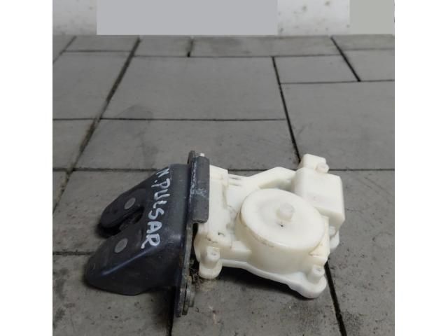 bontott NISSAN PULSAR Csomagtérajtó Zárszerkezet