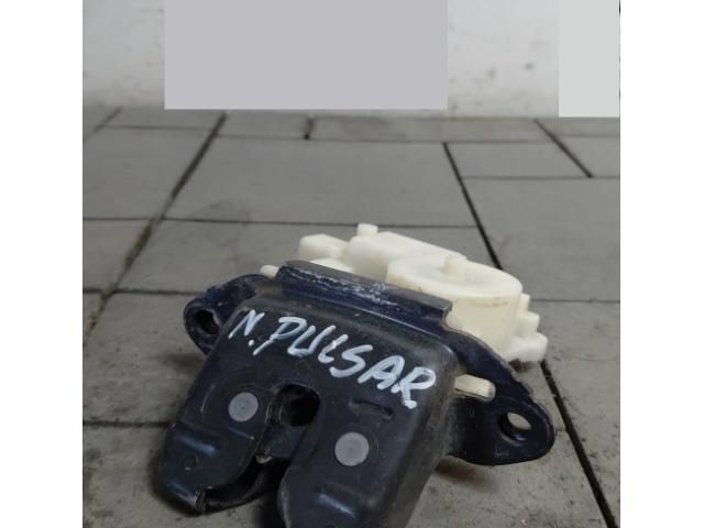 bontott NISSAN PULSAR Csomagtérajtó Zárszerkezet