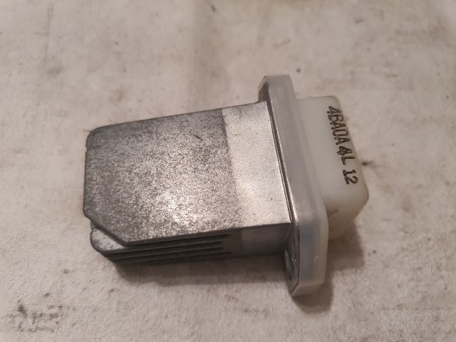 bontott NISSAN PULSAR Előtét Ellenállás Fűtőmotor