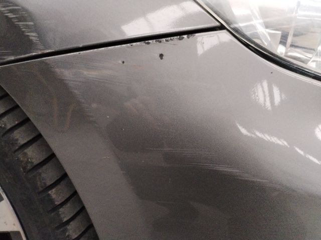 bontott NISSAN PULSAR Első Lökhárító (Részeivel)