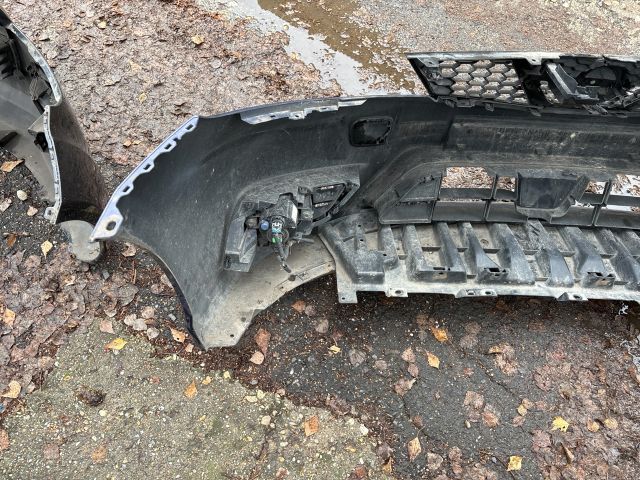 bontott NISSAN PULSAR Első Lökhárító (Részeivel)