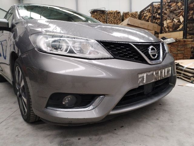 bontott NISSAN PULSAR Első Lökhárító (Részeivel)