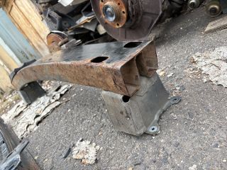 bontott NISSAN PULSAR Hátsó Lökhárító Merevítő (Fém)