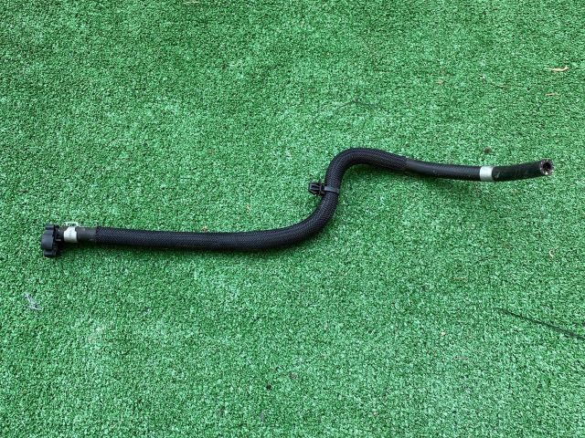 bontott NISSAN PULSAR Hűtővíz Elosztó Cső