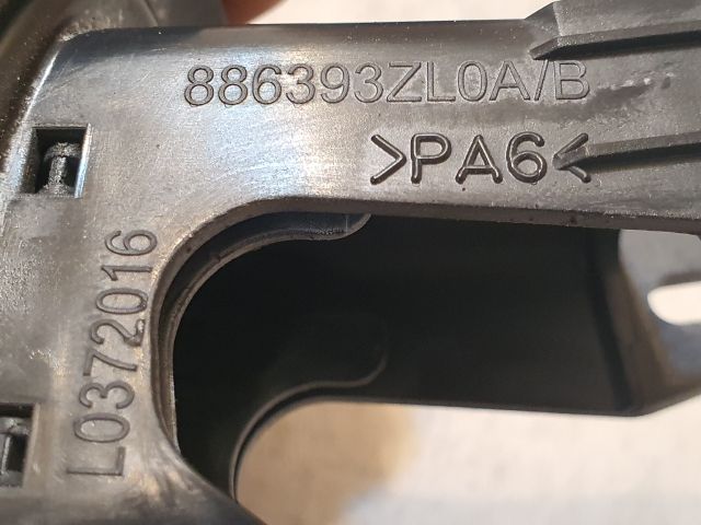 bontott NISSAN PULSAR Isofix Rögzítő