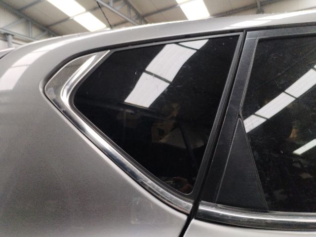 bontott NISSAN PULSAR Jobb C Oszlop Oldalablak Üveg