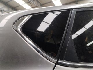 bontott NISSAN PULSAR Jobb C Oszlop Oldalablak Üveg